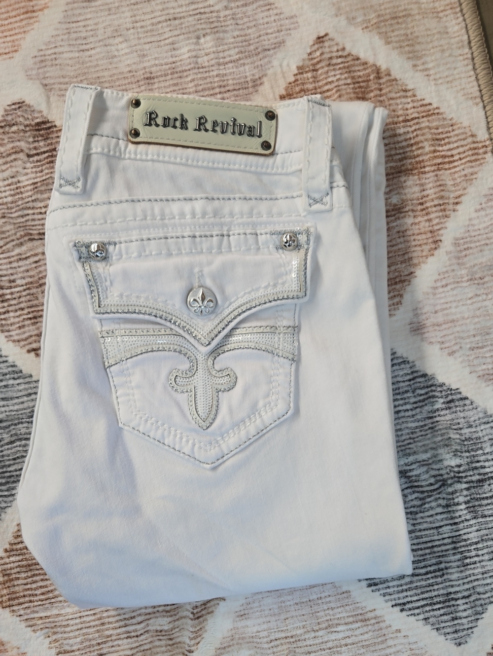 Rock Revival White Skinny Jeans with Embellished Back Pocket